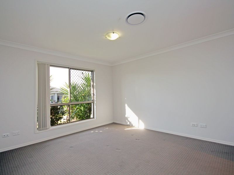 8 Harvey Pl, Calamvale QLD 4116