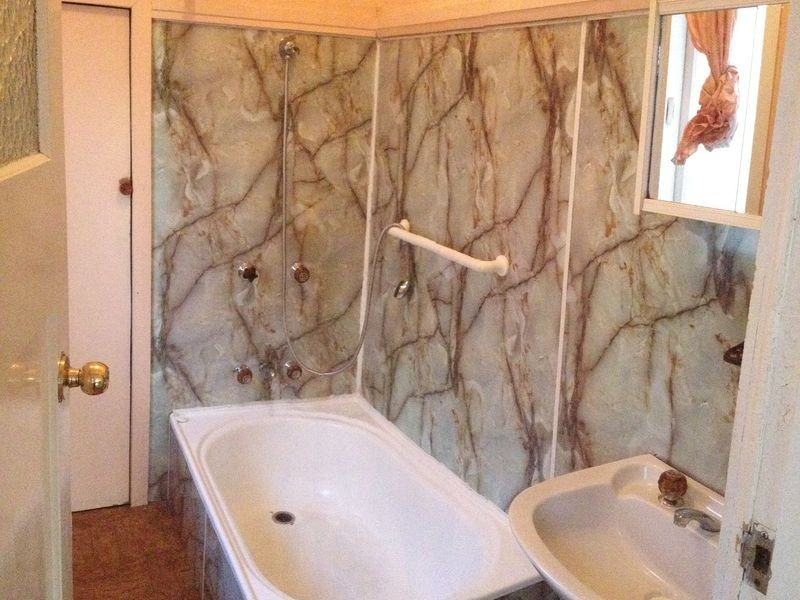 32 Swain St, Holland Park West QLD 4121