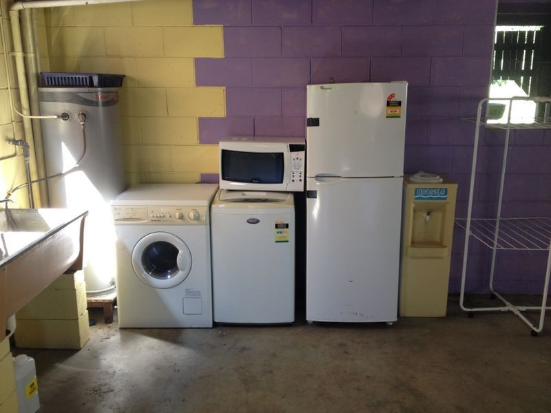 32 Swain St, Holland Park West QLD 4121