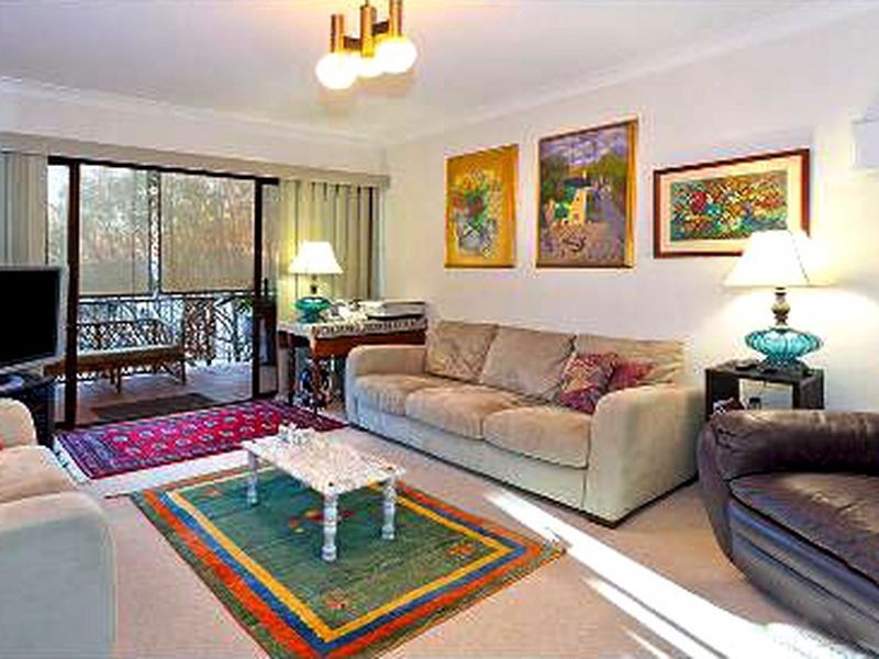 361 Cornwall St, Greenslopes QLD 4120