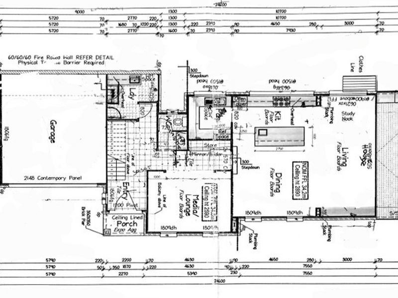 33 Palm Ave, Holland Park West QLD 4121