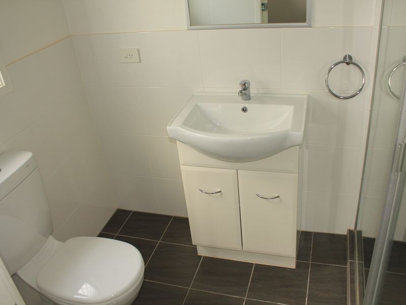 1/45 Burlington Street, Holland Park West QLD 4121