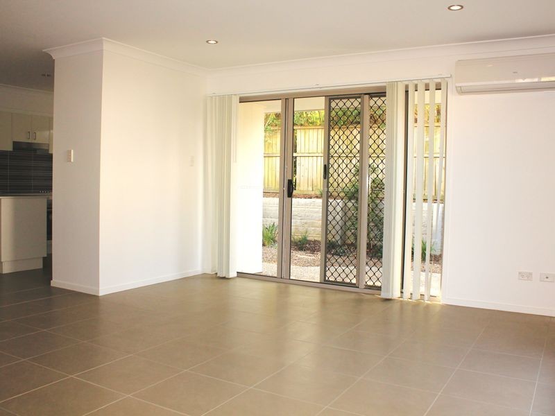 8/6 Eduard Pl, Calamvale QLD 4116