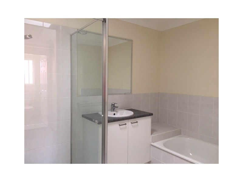 3/6 Butcher Avenue, Lawnton QLD 4501