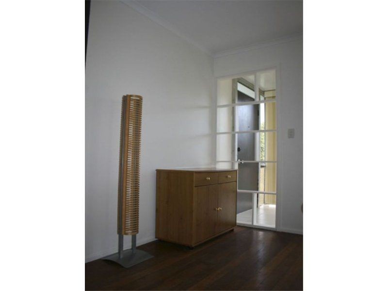 28 Dew St – Room 1, Runcorn QLD 4113