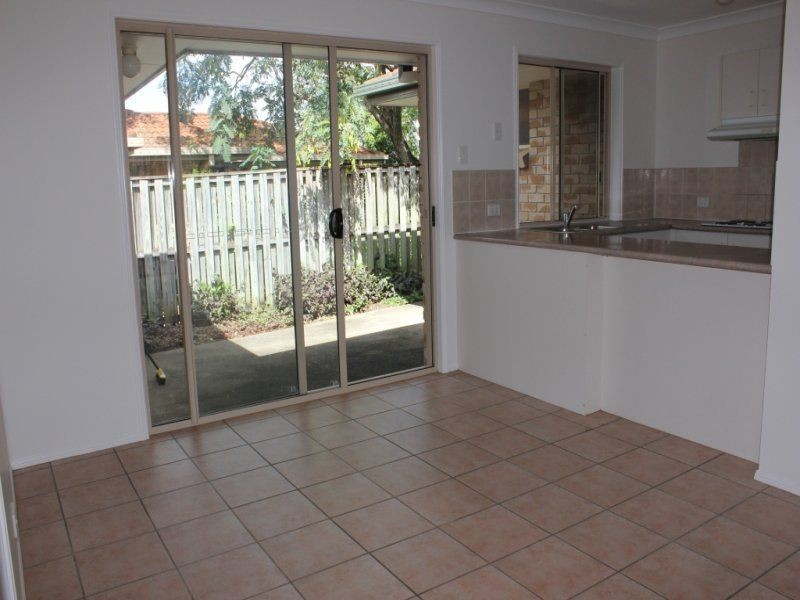 92 Hamish St, Calamvale QLD 4116