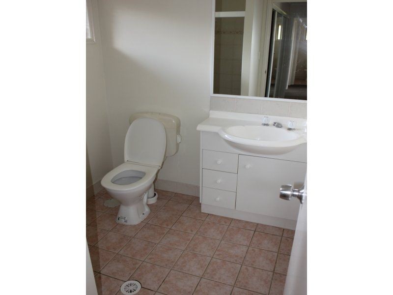 92 Hamish St, Calamvale QLD 4116