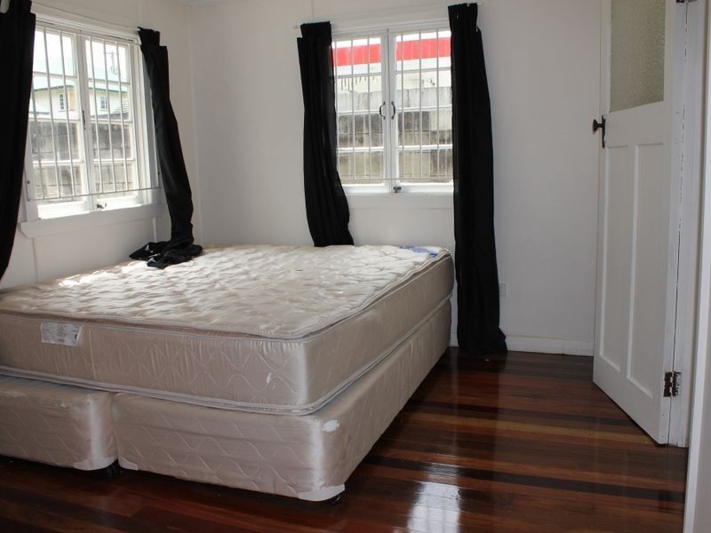 347 Beaudesert Rd, Moorooka QLD 4105