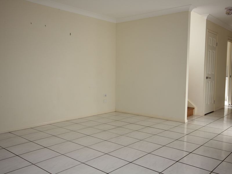 4/6 Butcher Ave, Lawnton QLD 4501