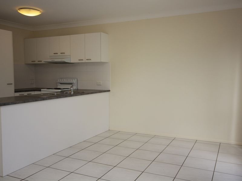 4/6 Butcher Ave, Lawnton QLD 4501