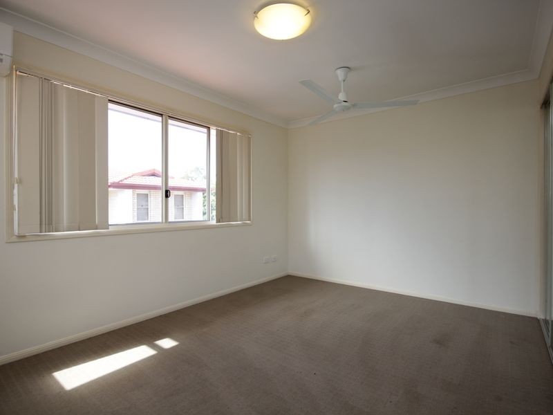 4/6 Butcher Ave, Lawnton QLD 4501