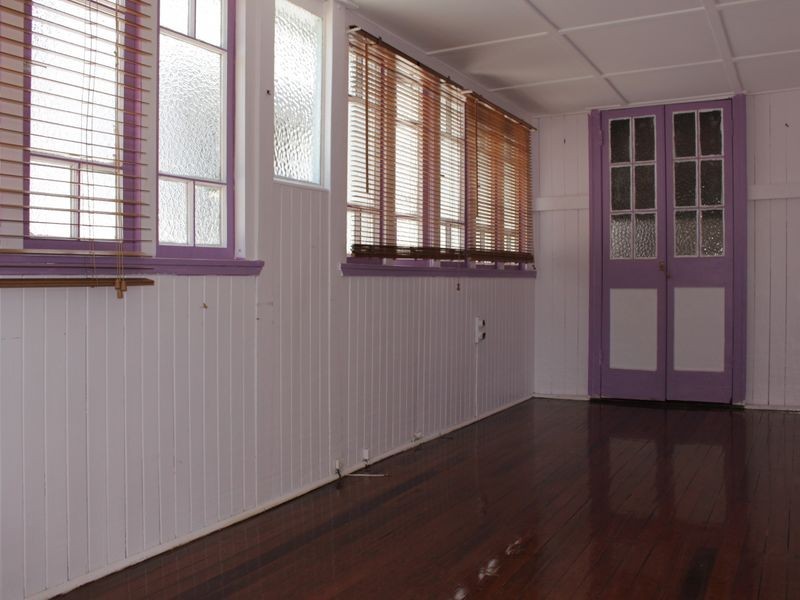 13 Bunya St, Greenslopes QLD 4120
