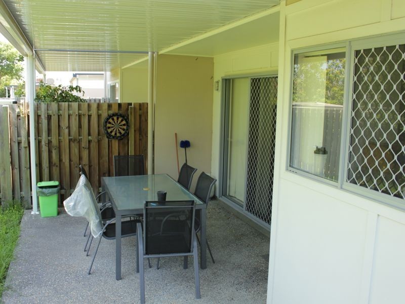 8/20 Preston, Carina QLD 4152