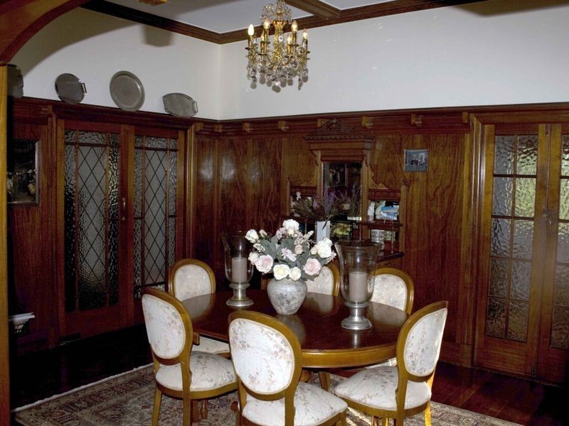 35 Percival Terrace, Holland Park QLD 4121