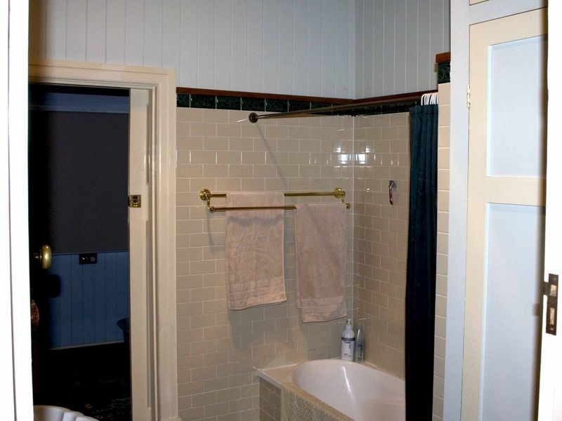 35 Percival Terrace, Holland Park QLD 4121