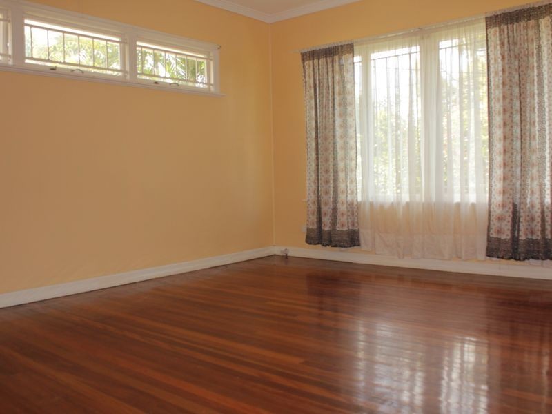 18 Tudor Street, Mount Gravatt QLD 4122