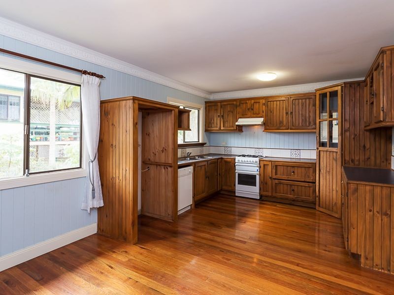 41 Turquoise St, Holland Park QLD 4121