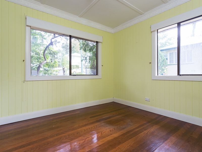 41 Turquoise St, Holland Park QLD 4121