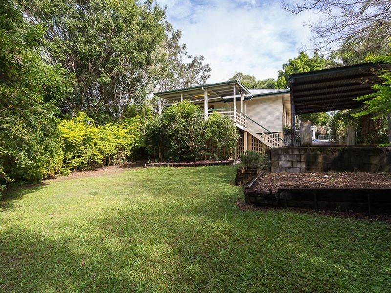 41 Turquoise St, Holland Park QLD 4121