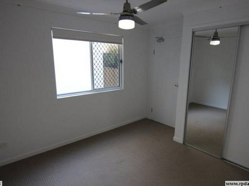 3/12 Hedges Street, Sherwood QLD 4075