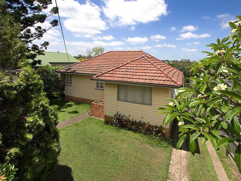 56 Oateson Skyline Drive, Seven Hills QLD 4170
