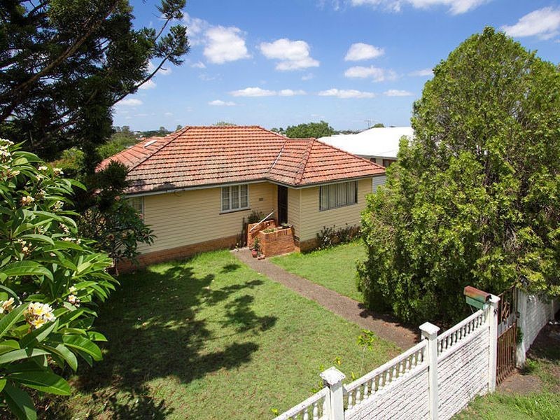 56 Oateson Skyline Drive, Seven Hills QLD 4170