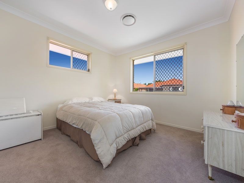 22 Shelduck Place, Calamvale QLD 4116