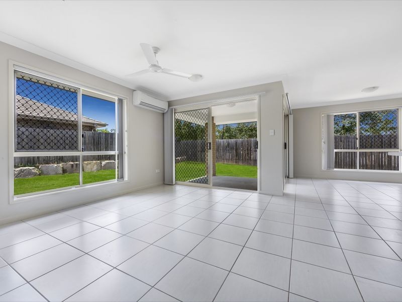 5 Gordon Drive, Bellbird Park QLD 4300