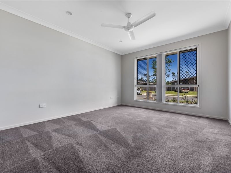 5 Gordon Drive, Bellbird Park QLD 4300