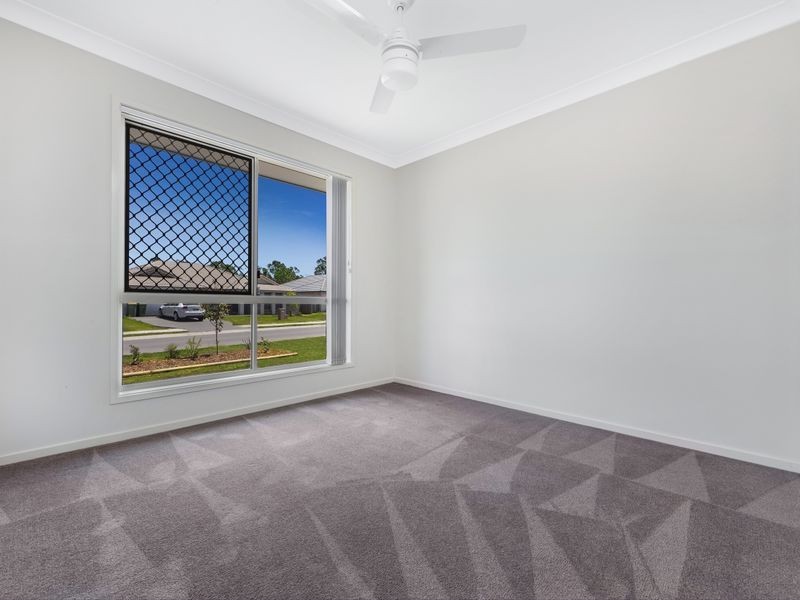 5 Gordon Drive, Bellbird Park QLD 4300