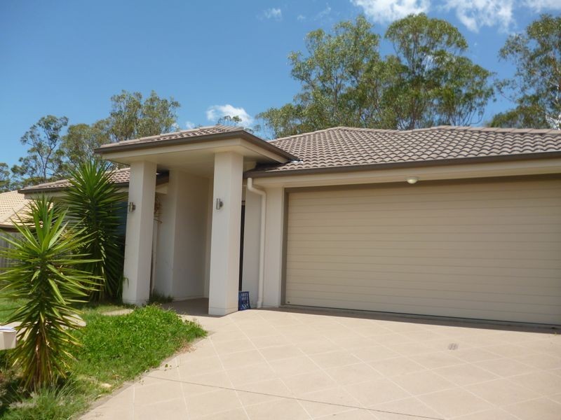8 Harvey Pl, Calamvale QLD 4116