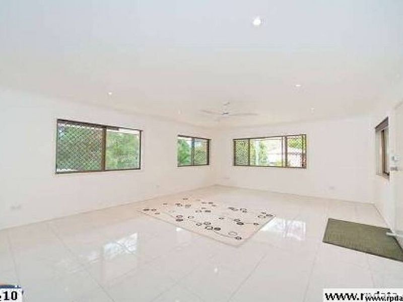 22 London Street, Ashgrove QLD 4060