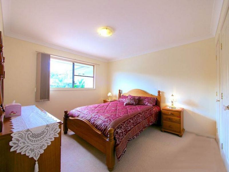 16 Golden Rain Pl, Stretton QLD 4116