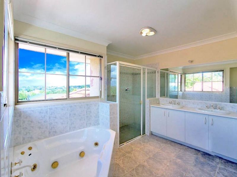 16 Golden Rain Pl, Stretton QLD 4116