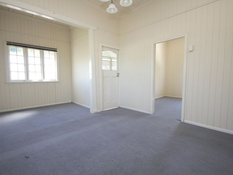 2/762 Logan Road, Holland Park QLD 4121