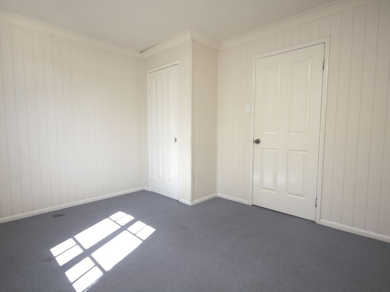 2/762 Logan Road, Holland Park QLD 4121