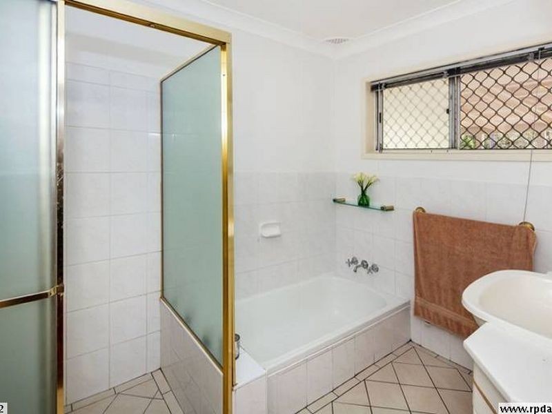 50 Dunstable Street, Macgregor QLD 4109