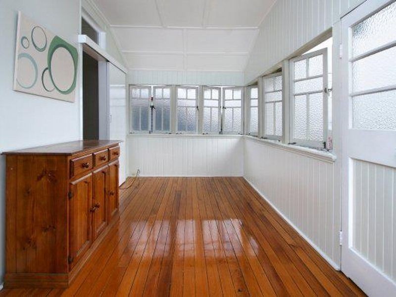 313 Cornwall Street, Greenslopes QLD 4120