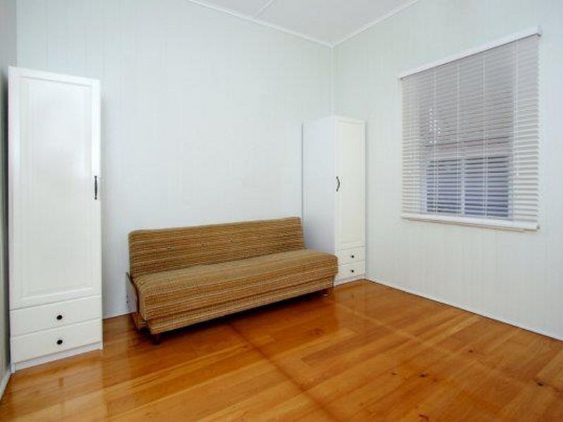 313 Cornwall Street, Greenslopes QLD 4120