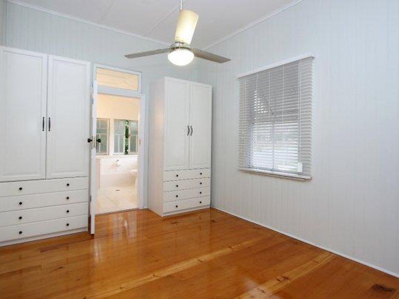 313 Cornwall Street, Greenslopes QLD 4120