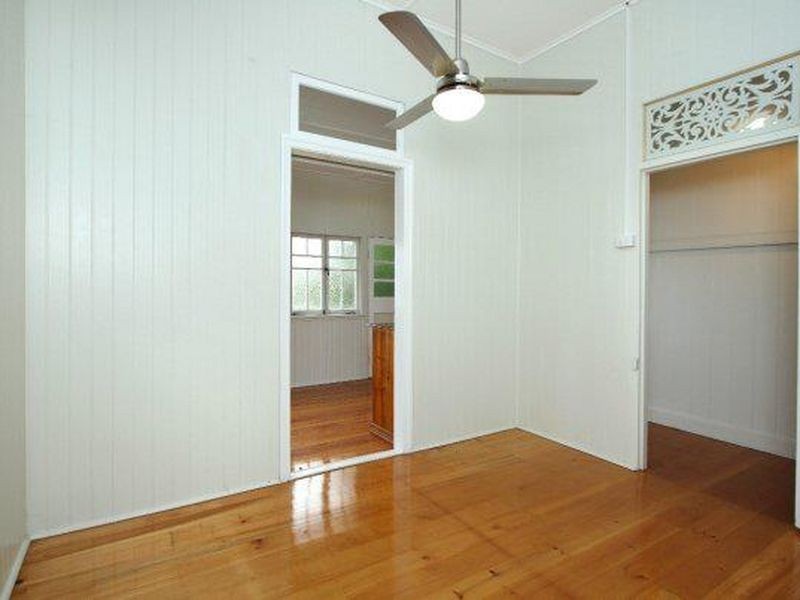 313 Cornwall Street, Greenslopes QLD 4120