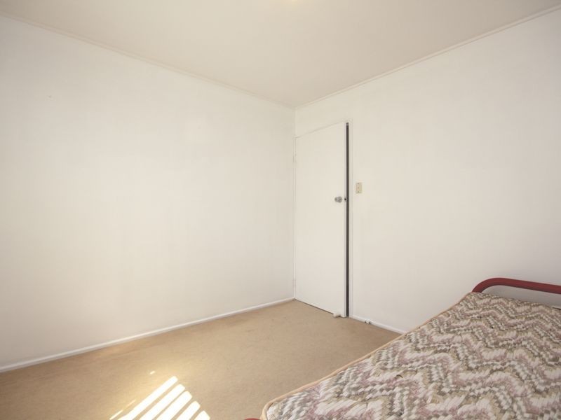 23 Arnold St, Holland Park QLD 4121