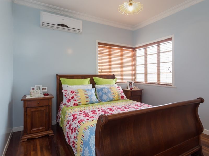 Balis St, Holland Park West QLD 4121