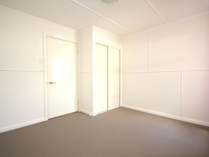 60 Sebring St, Holland Park West QLD 4121