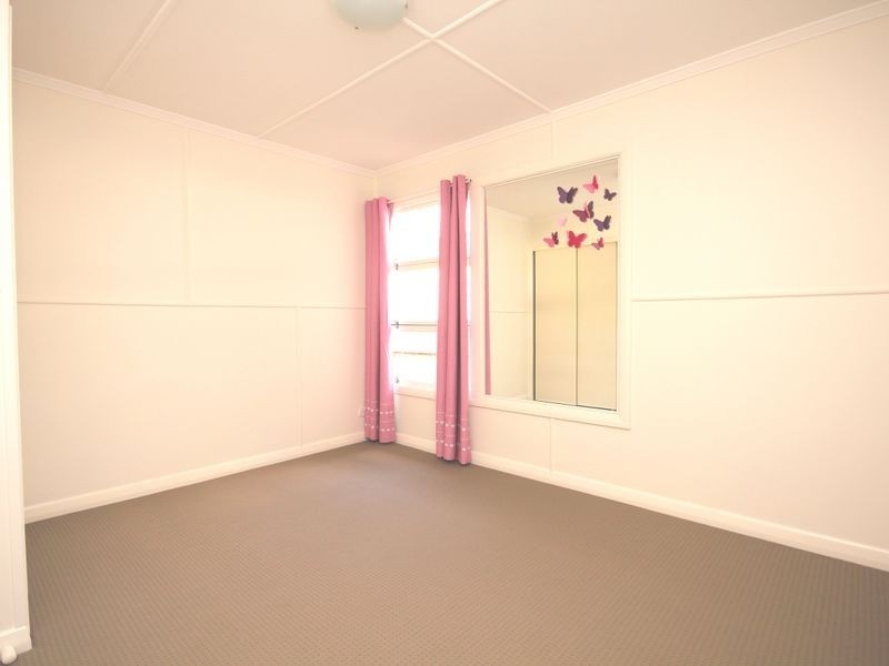 60 Sebring St, Holland Park West QLD 4121