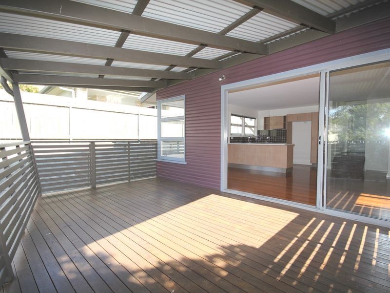 60 Sebring St, Holland Park West QLD 4121