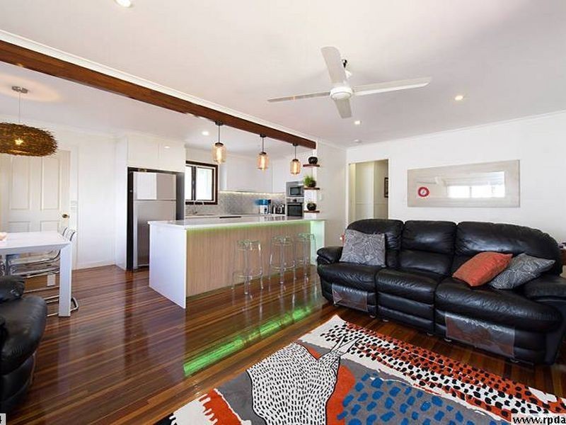 39 Mulsanne Street, Holland Park West QLD 4121