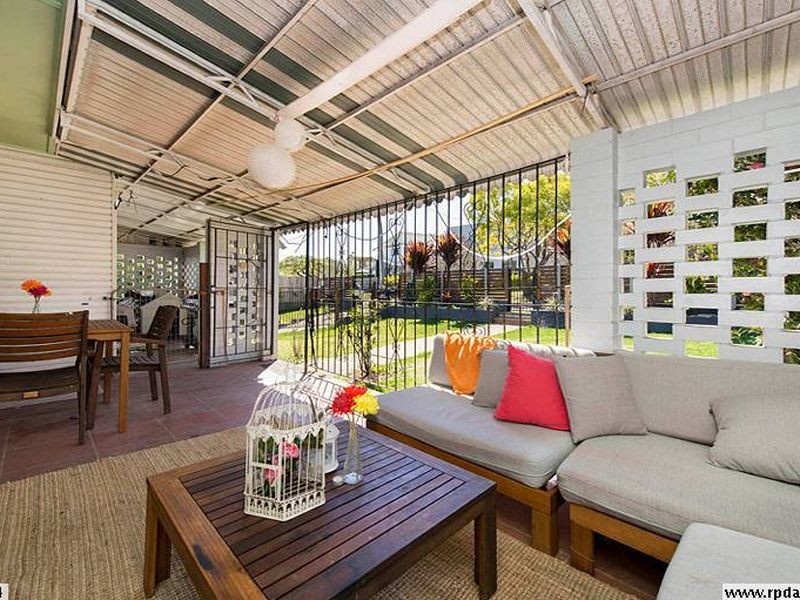 39 Mulsanne Street, Holland Park West QLD 4121