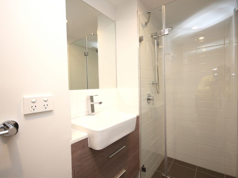203/26 Macgroarty St, Coopers Plains QLD 4108