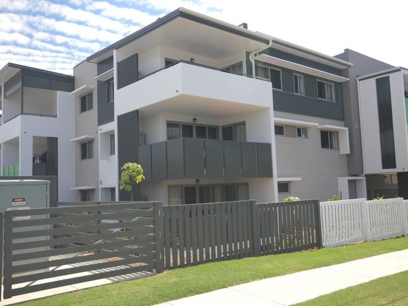 203/26 Macgroarty St, Coopers Plains QLD 4108